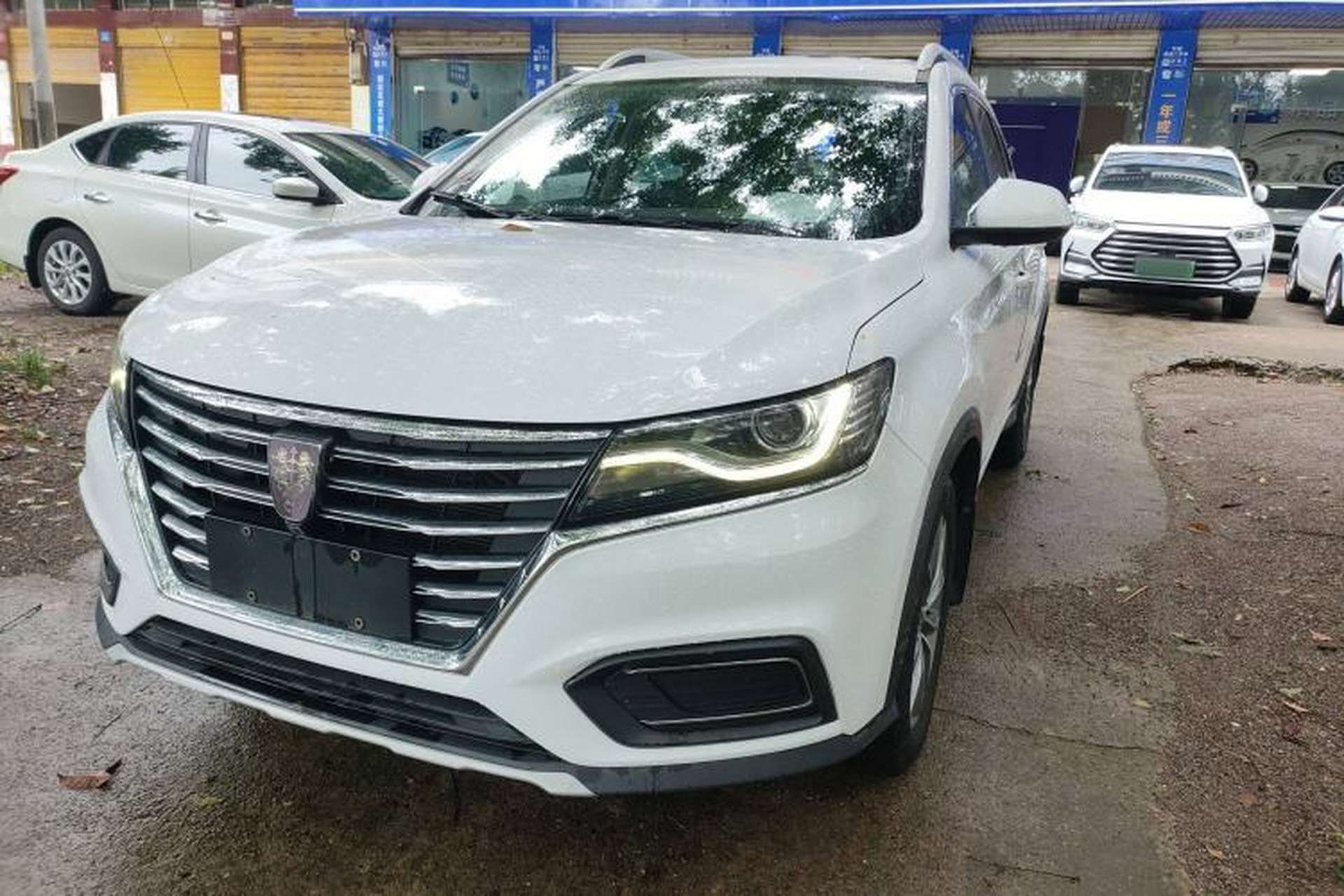 Used Roewe RX5 2022 330TGI Automatic National Style Edition Front Left 45 Deg