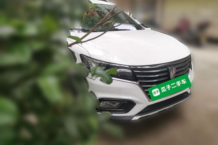 Used Roewe RX5 2022 330TGI Automatic National Style Edition Front Right 45 Deg