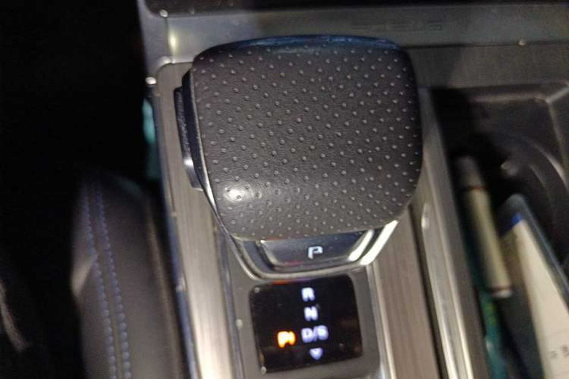 Used Roewe RX5 2022 330TGI Automatic National Style Edition Gear Lever