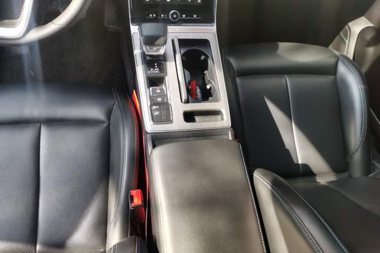 Used Roewe RX5 2022 330TGI Automatic National Style Edition Gear Lever