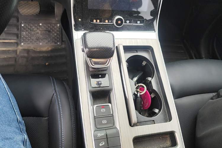 Used Roewe RX5 2022 330TGI Automatic National Style Edition Gear Lever