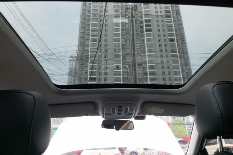 Used Roewe RX5 2022 330TGI Automatic National Style Edition Headliner
