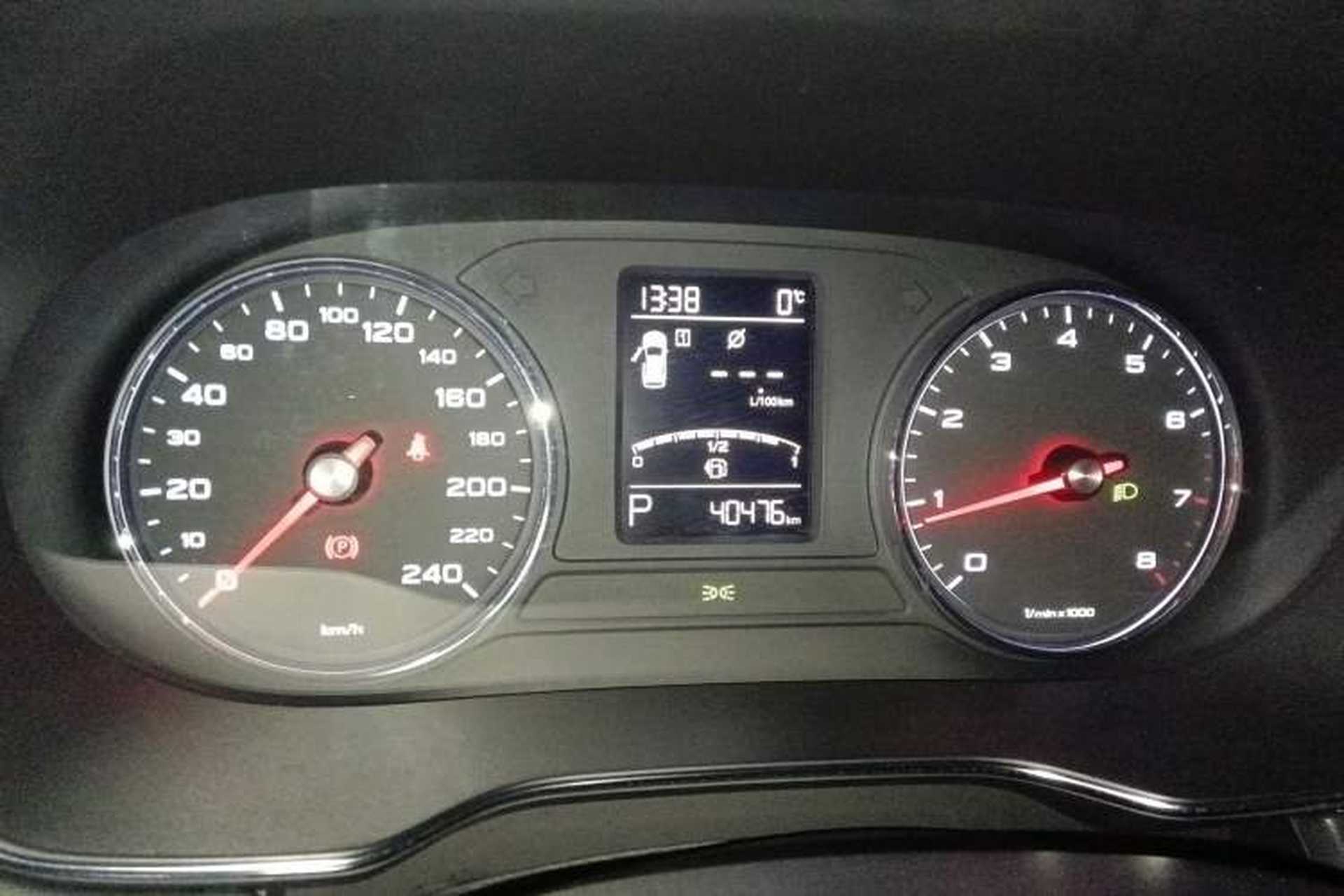 Used Roewe RX5 2022 330TGI Automatic National Style Edition Instrument Cluster