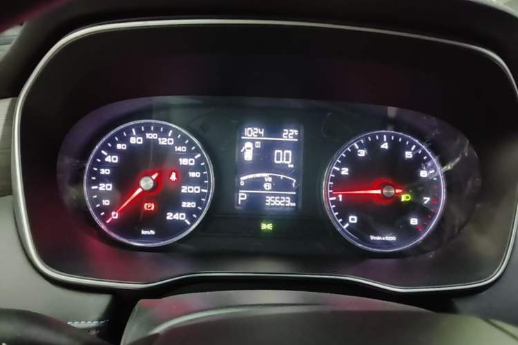 Used Roewe RX5 2022 330TGI Automatic National Style Edition Instrument Cluster