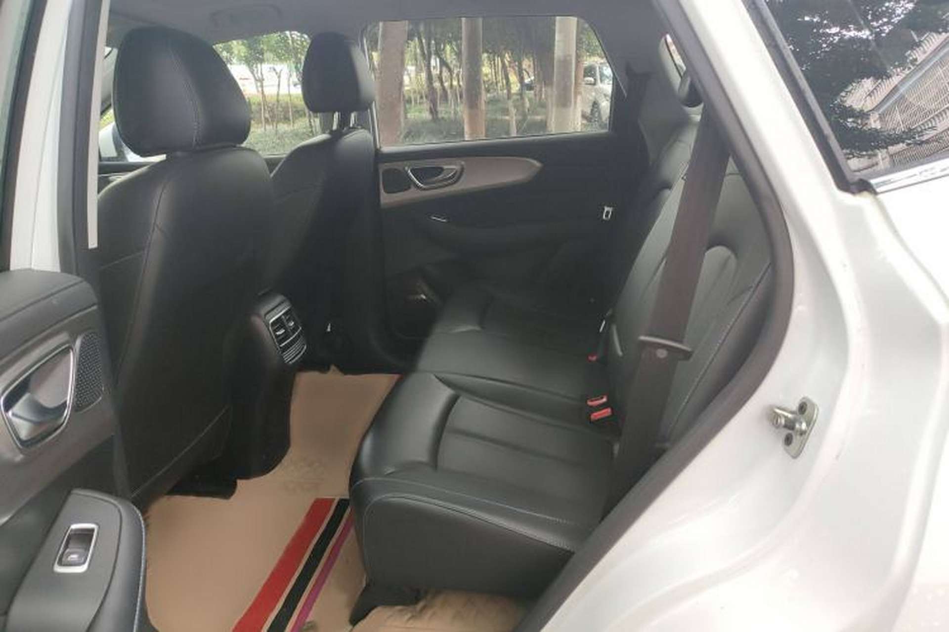 Used Roewe RX5 2022 330TGI Automatic National Style Edition Interior 1