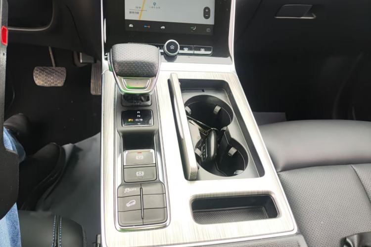 Used Roewe RX5 2022 330TGI Automatic National Style Edition Interior 2