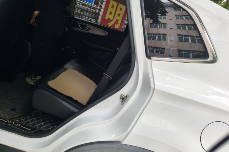 Used Roewe RX5 2022 330TGI Automatic National Style Edition Interior 4