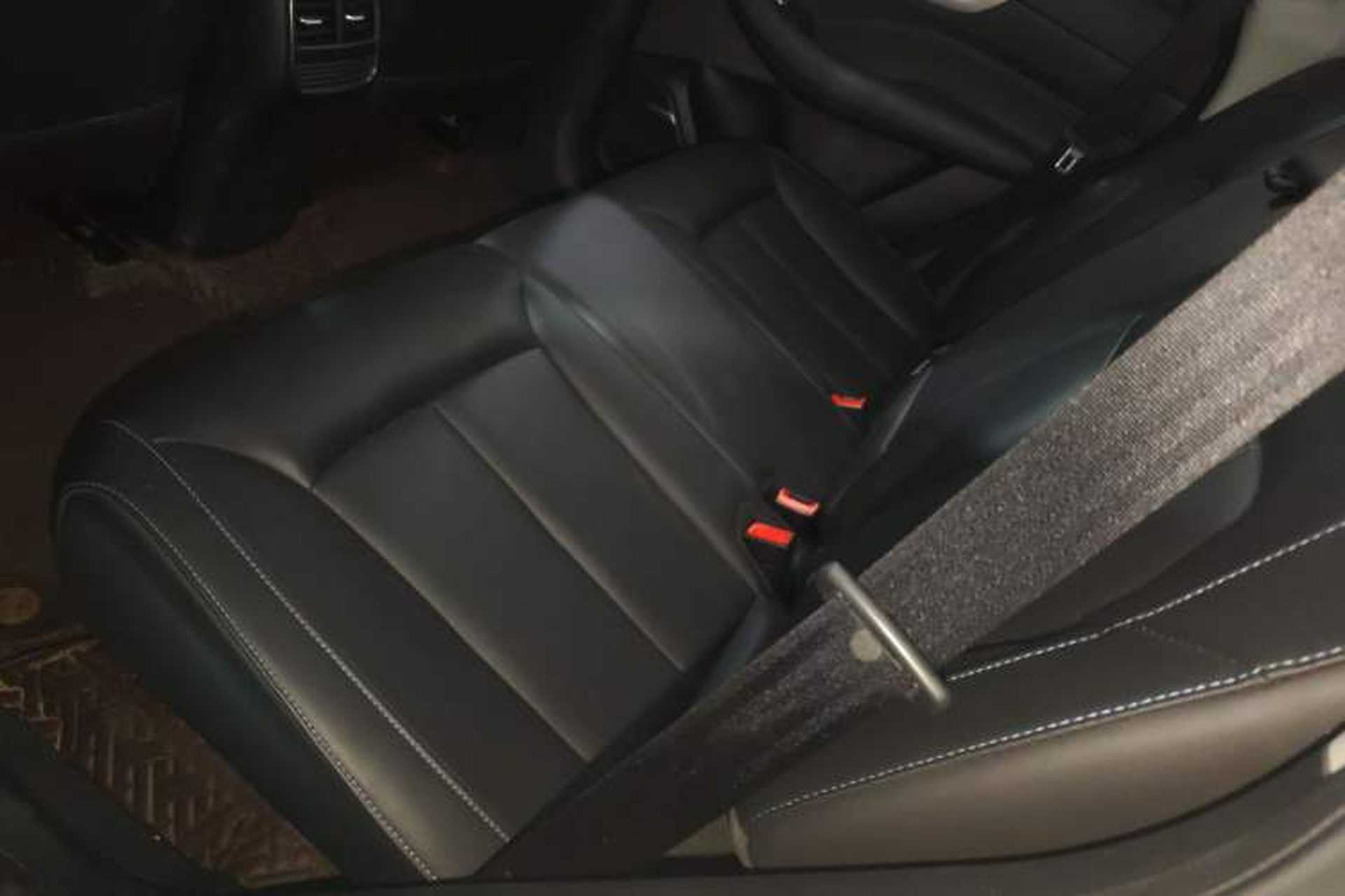 Used Roewe RX5 2022 330TGI Automatic National Style Edition Interior 4