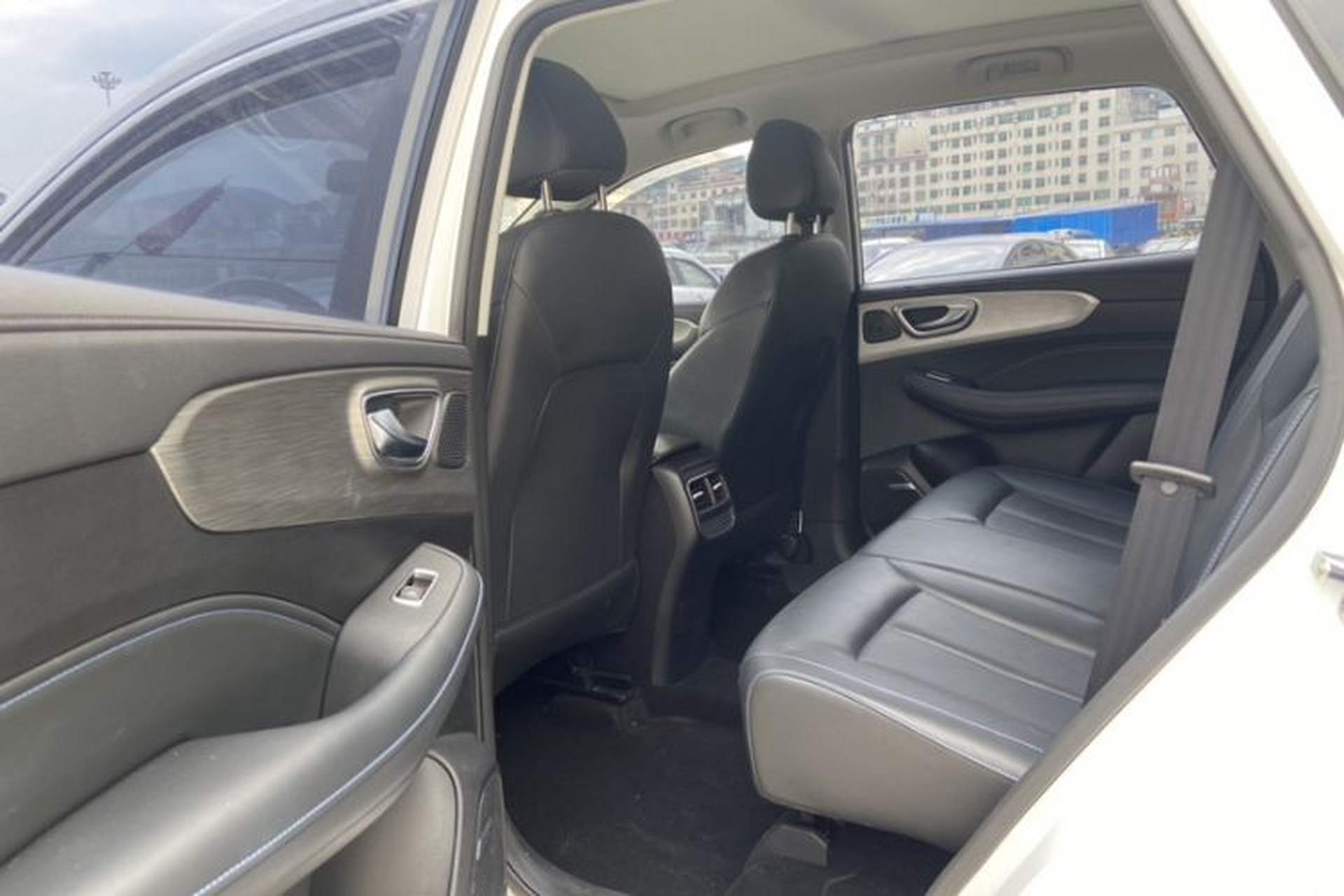 Used Roewe RX5 2022 330TGI Automatic National Style Edition Interior 5