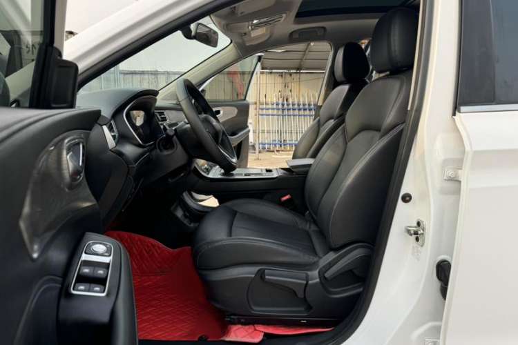 Used Roewe RX5 2022 330TGI Automatic National Style Edition Interior 5