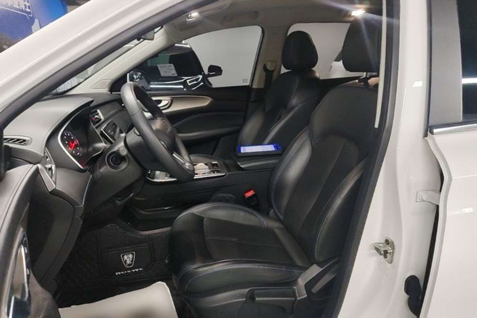 Used Roewe RX5 2022 330TGI Automatic National Style Edition Left Front Seat