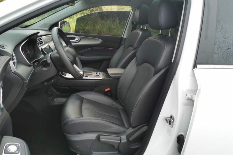 Used Roewe RX5 2022 330TGI Automatic National Style Edition Left Front Seat