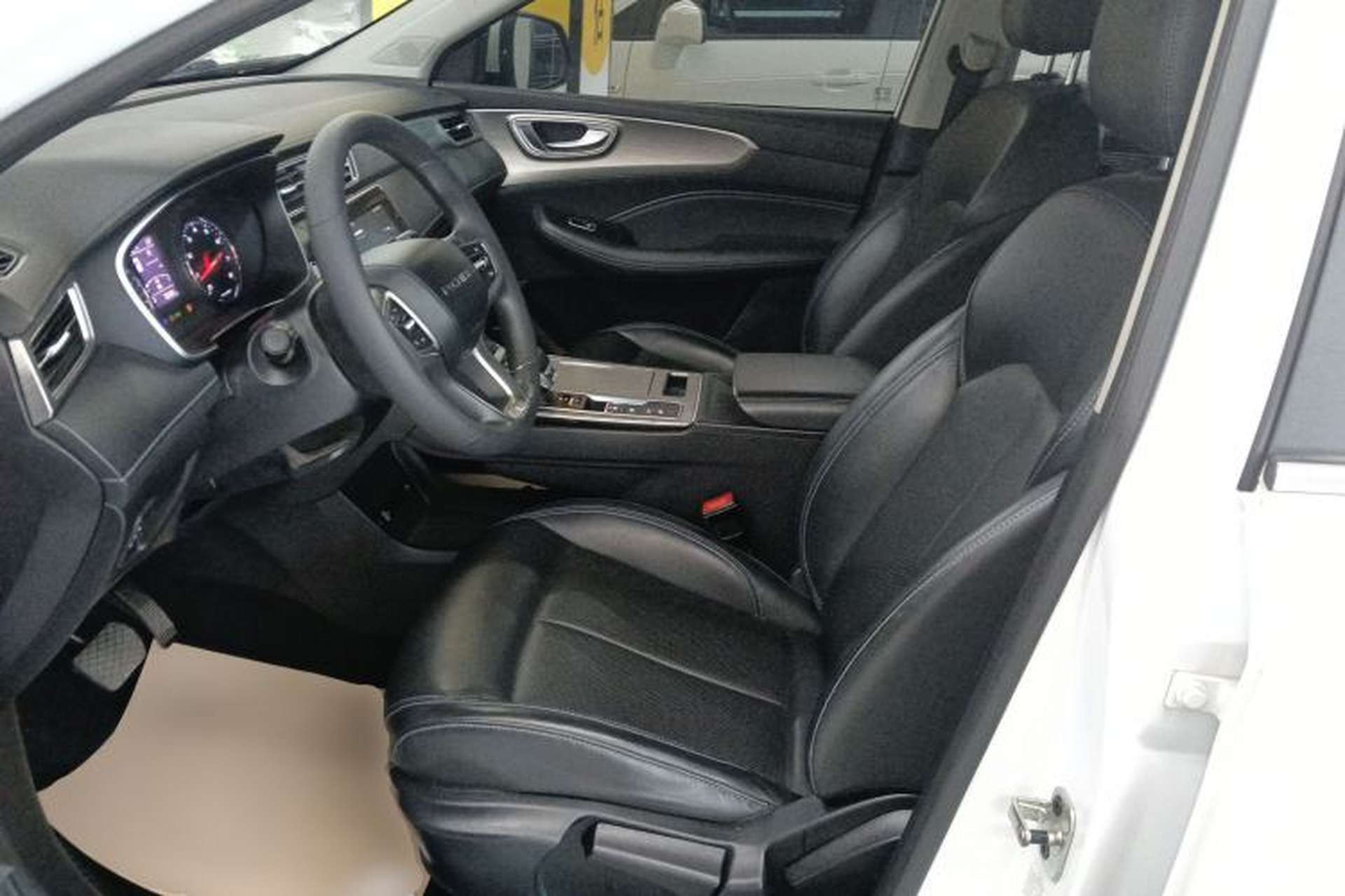Used Roewe RX5 2022 330TGI Automatic National Style Edition Left Front Seat
