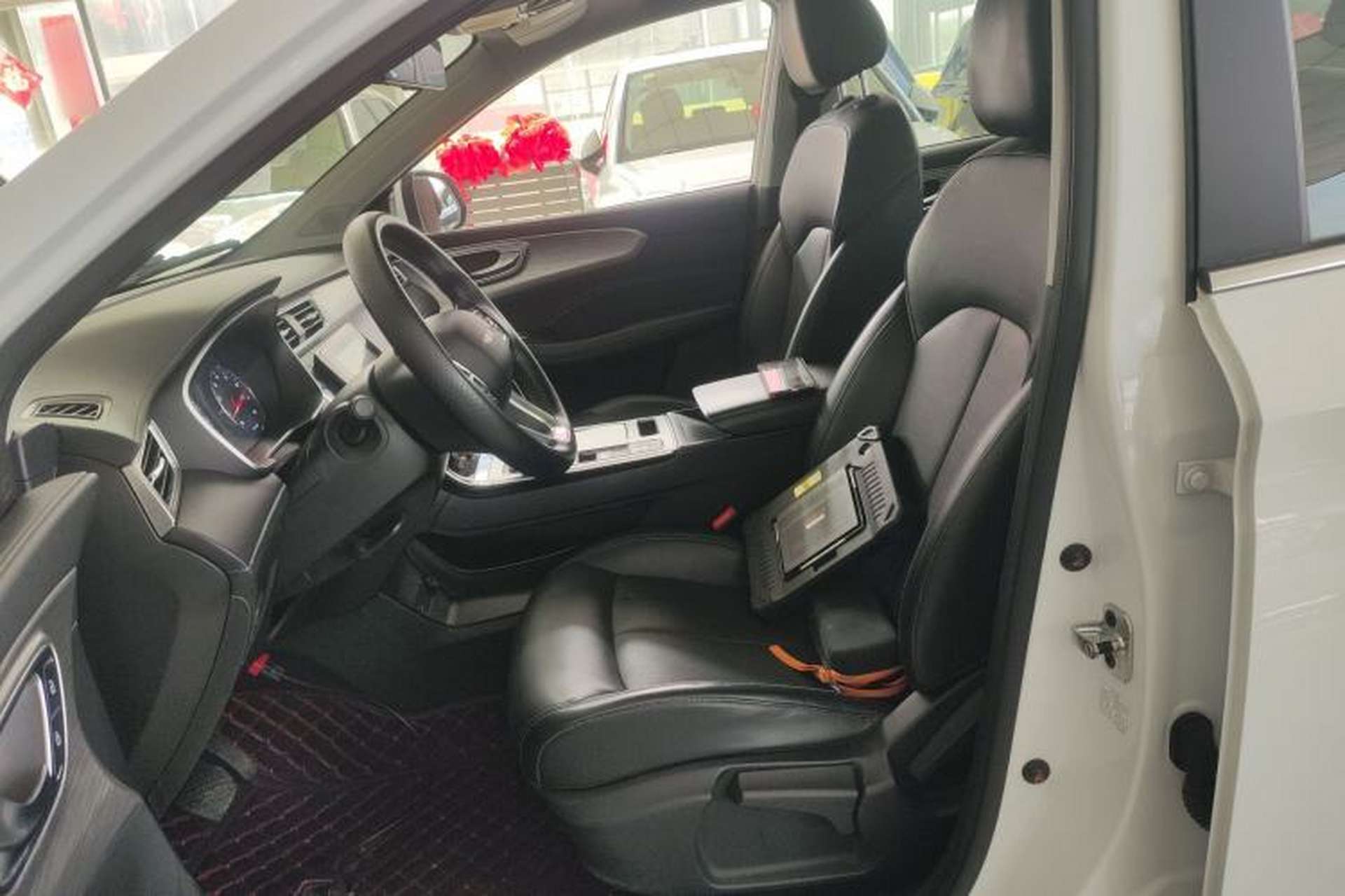 Used Roewe RX5 2022 330TGI Automatic National Style Edition Left Front Seat