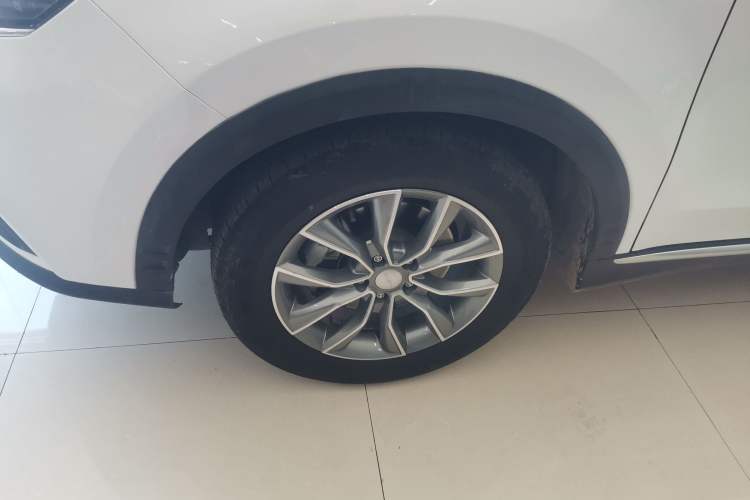 Used Roewe RX5 2022 330TGI Automatic National Style Edition Left Front Wheel Hub