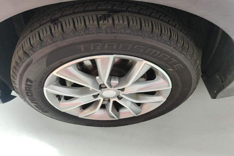 Used Roewe RX5 2022 330TGI Automatic National Style Edition Left Front Wheel Hub