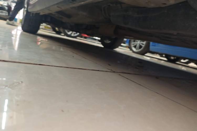 Used Roewe RX5 2022 330TGI Automatic National Style Edition Left Side Sill