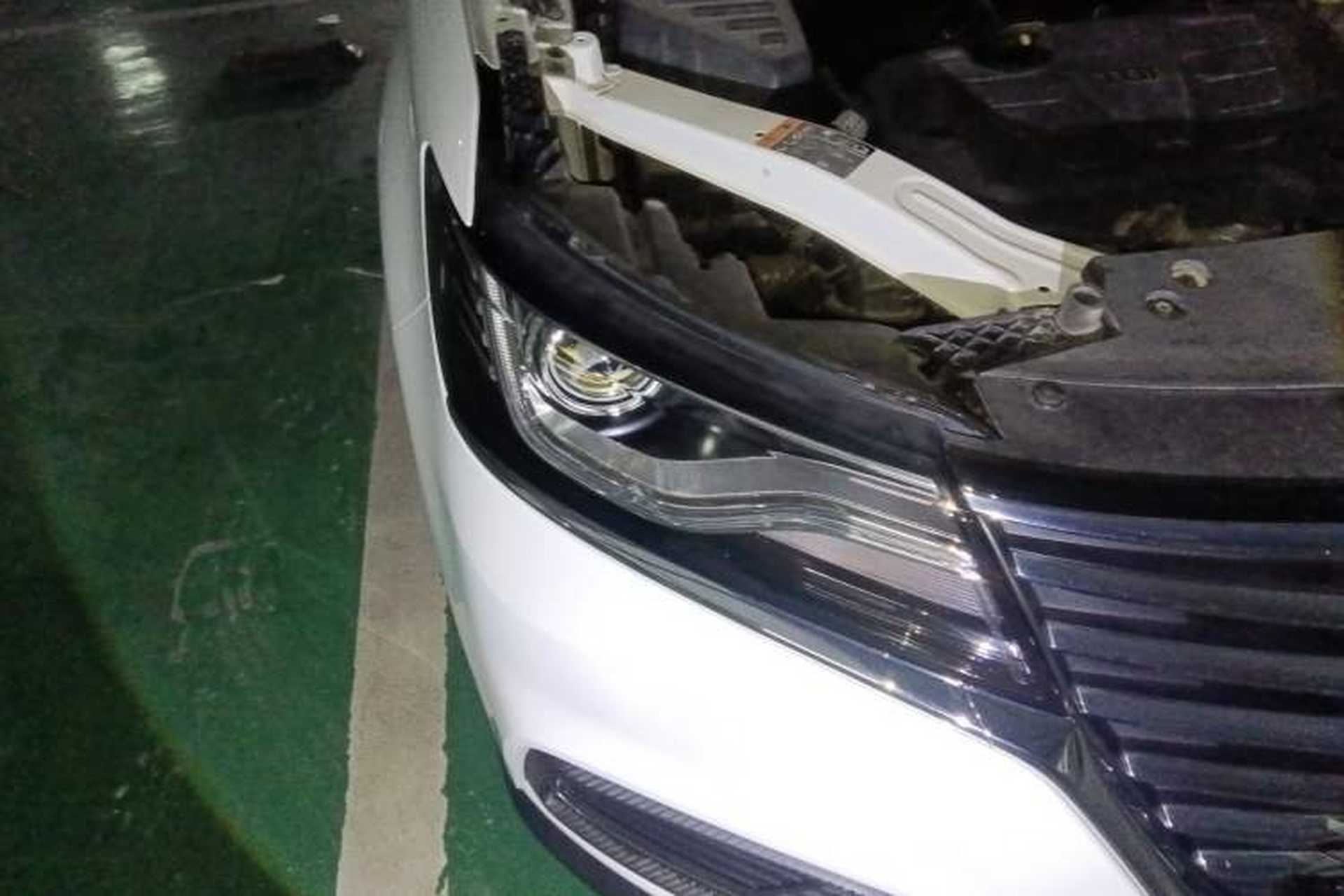 Used Roewe RX5 2022 330TGI Automatic National Style Edition Right Front Headlight