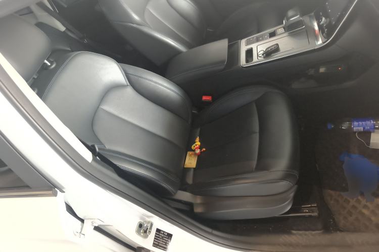 Used Roewe RX5 2022 330TGI Automatic National Style Edition Right Front Seat