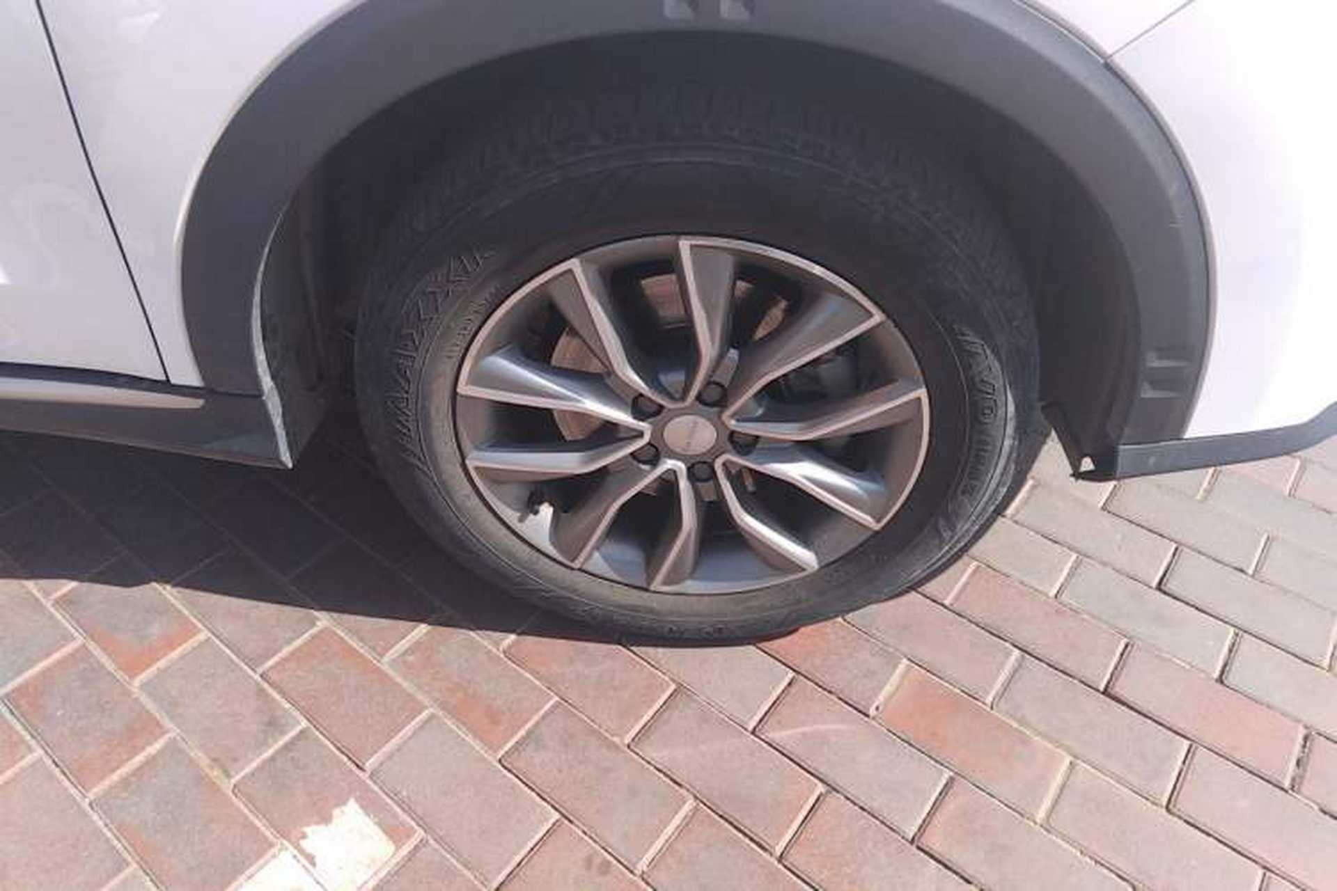 Used Roewe RX5 2022 330TGI Automatic National Style Edition Right Front Wheel Hub