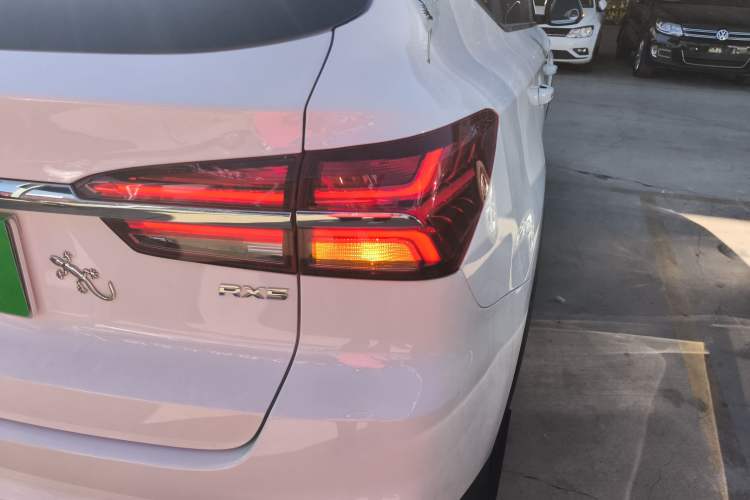 Used Roewe RX5 2022 330TGI Automatic National Style Edition Right Rear Taillight