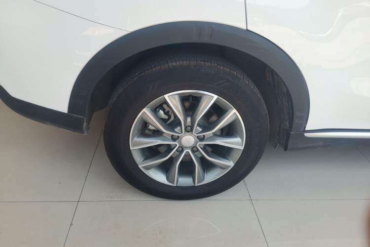 Used Roewe RX5 2022 330TGI Automatic National Style Edition Right Rear Wheel Hub