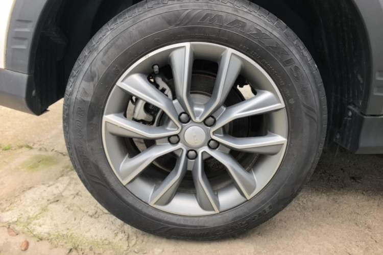 Used Roewe RX5 2022 330TGI Automatic National Style Edition Right Rear Wheel Hub
