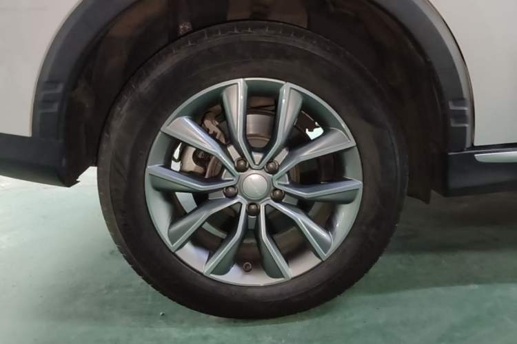 Used Roewe RX5 2022 330TGI Automatic National Style Edition Right Rear Wheel Hub
