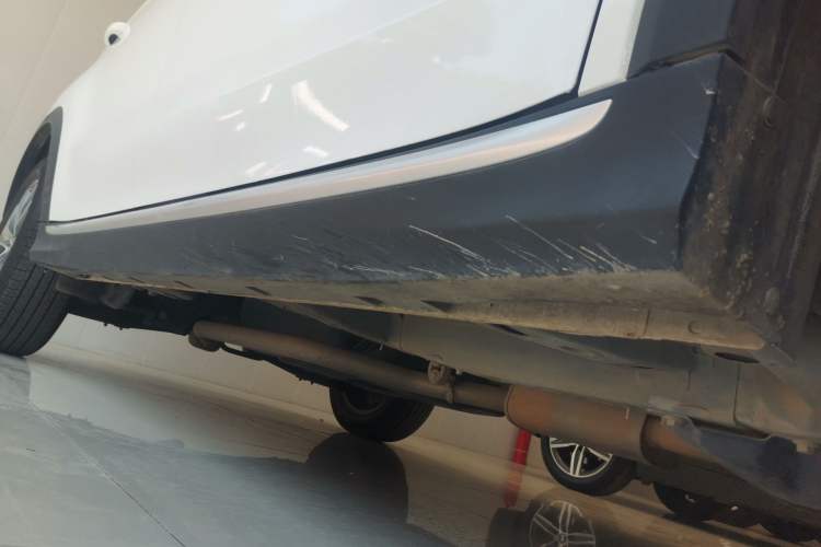 Used Roewe RX5 2022 330TGI Automatic National Style Edition Right Side Sill