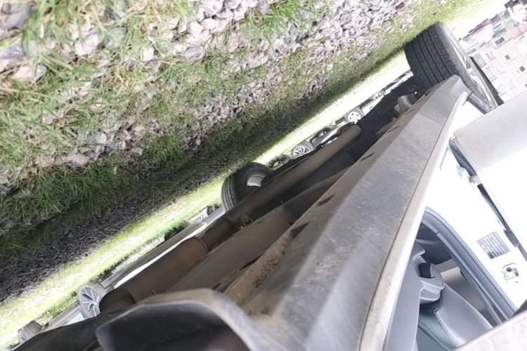 Used Roewe RX5 2022 330TGI Automatic National Style Edition Right Side Sill