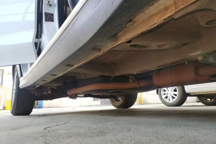 Used Roewe RX5 2022 330TGI Automatic National Style Edition Right Side Sill