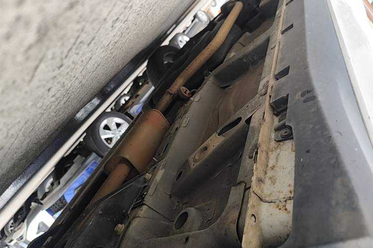Used Roewe RX5 2022 330TGI Automatic National Style Edition Right Side Sill