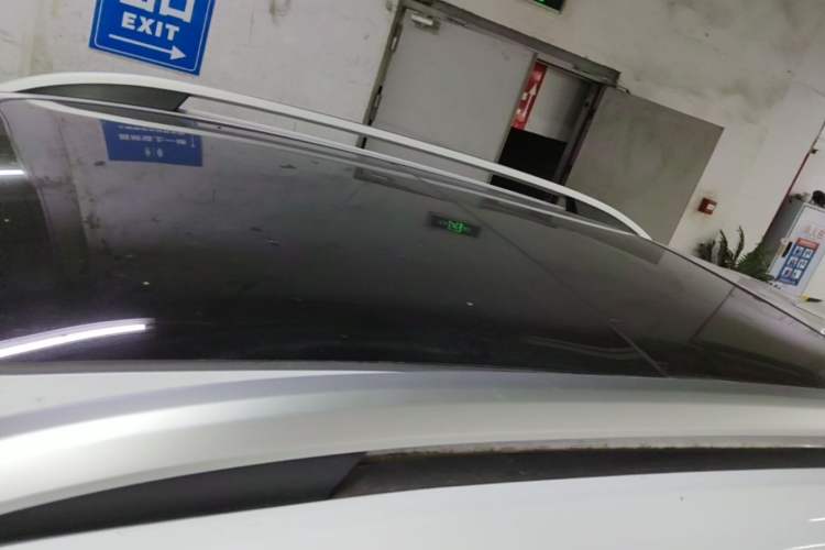 Used Roewe RX5 2022 330TGI Automatic National Style Edition Roof