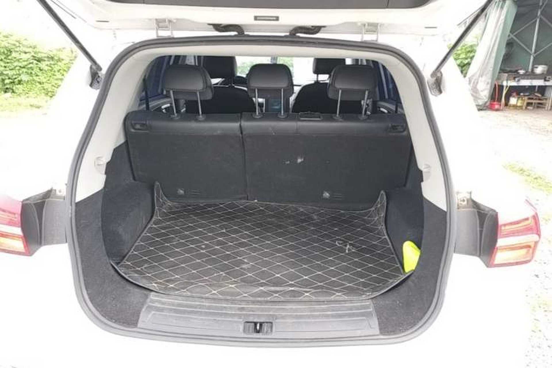 Used Roewe RX5 2022 330TGI Automatic National Style Edition Trunk