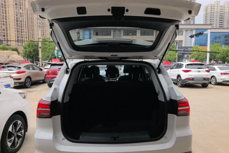 Used Roewe RX5 2022 330TGI Automatic National Style Edition Trunk