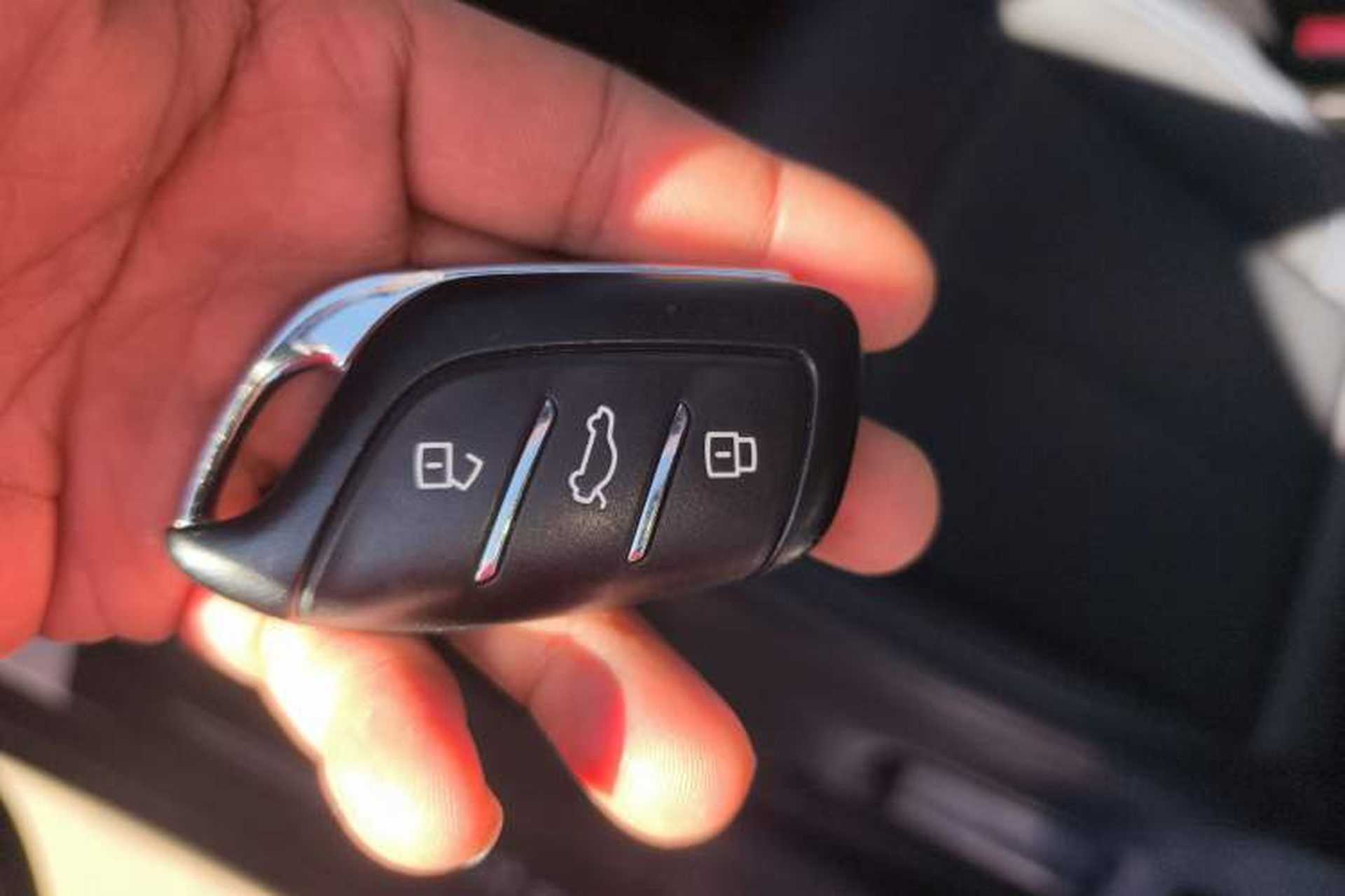 Used Roewe RX5 2022 330TGI Automatic National Style Edition Vehicle Key