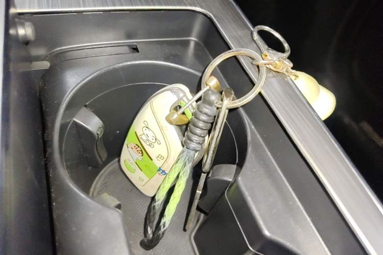 Used Roewe RX5 2022 330TGI Automatic National Style Edition Vehicle Key