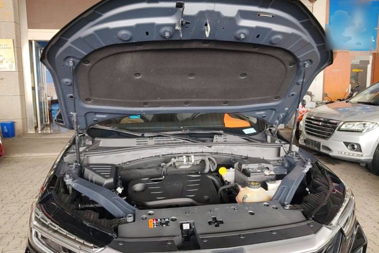 Used Roewe RX5 2023 PLUS 330TGI Automatic Trendsetting Smart Edition Engine Bay