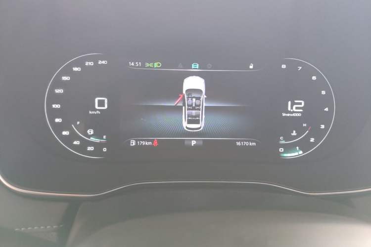Used Roewe RX5 2023 PLUS 330TGI Automatic Trendsetting Smart Edition Instrument Cluster