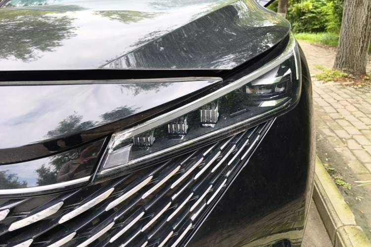 Used Roewe RX5 2023 1.5T Elite Edition Left Front Headlight