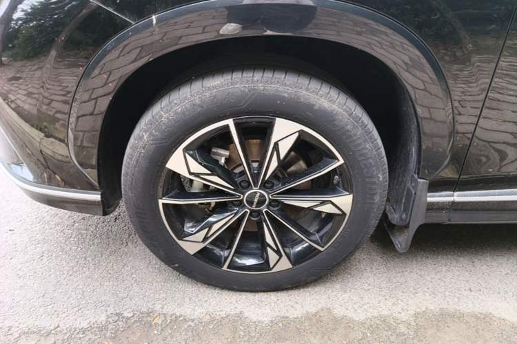 Used Roewe RX5 2023 1.5T Elite Edition Left Front Wheel Hub