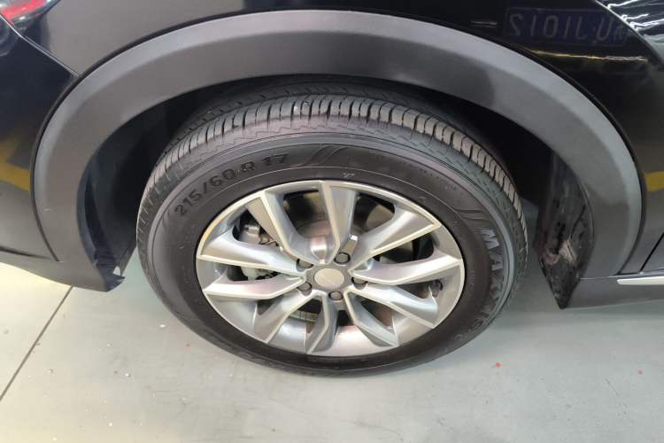 Used Roewe RX5 2023 PLUS 330TGI Automatic Trendsetting Smart Edition Left Front Wheel Hub