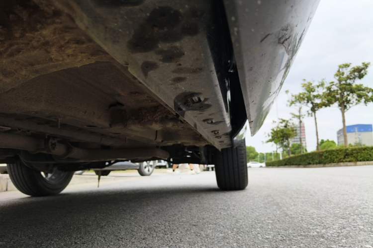 Used Roewe RX5 2023 1.5T Elite Edition Left Side Sill