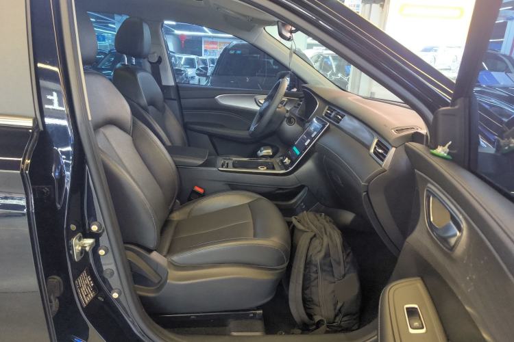 Used Roewe RX5 2023 PLUS 330TGI Automatic Trendsetting Smart Edition Right Front Seat