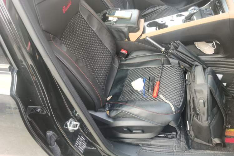 Used Roewe RX5 2023 1.5T Elite Edition Right Front Seat