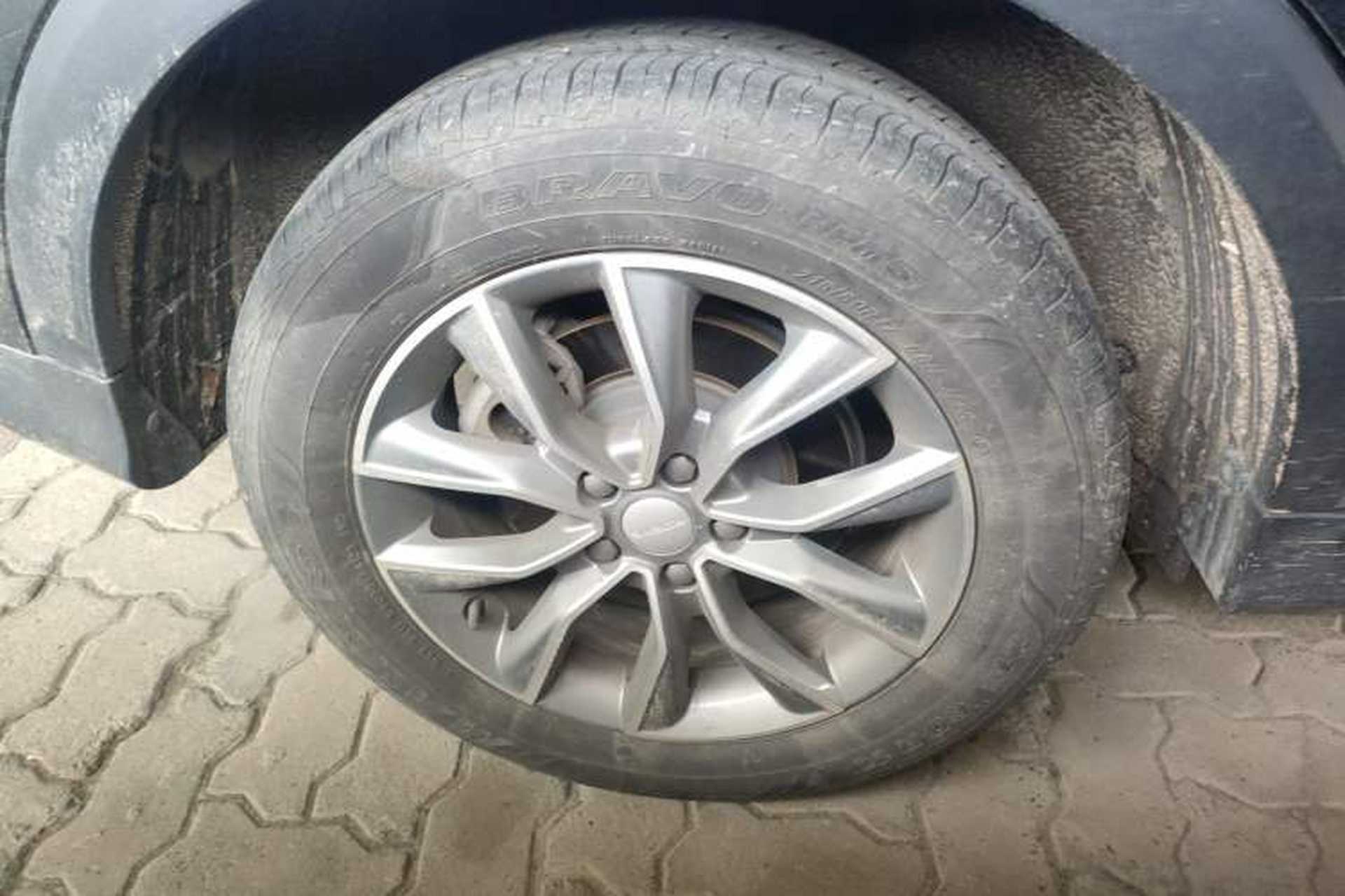 Used Roewe RX5 2023 PLUS 330TGI Automatic Trendsetting Smart Edition Right Rear Wheel Hub