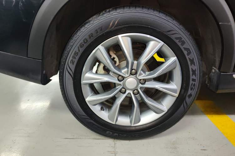 Used Roewe RX5 2023 PLUS 330TGI Automatic Trendsetting Smart Edition Right Rear Wheel Hub