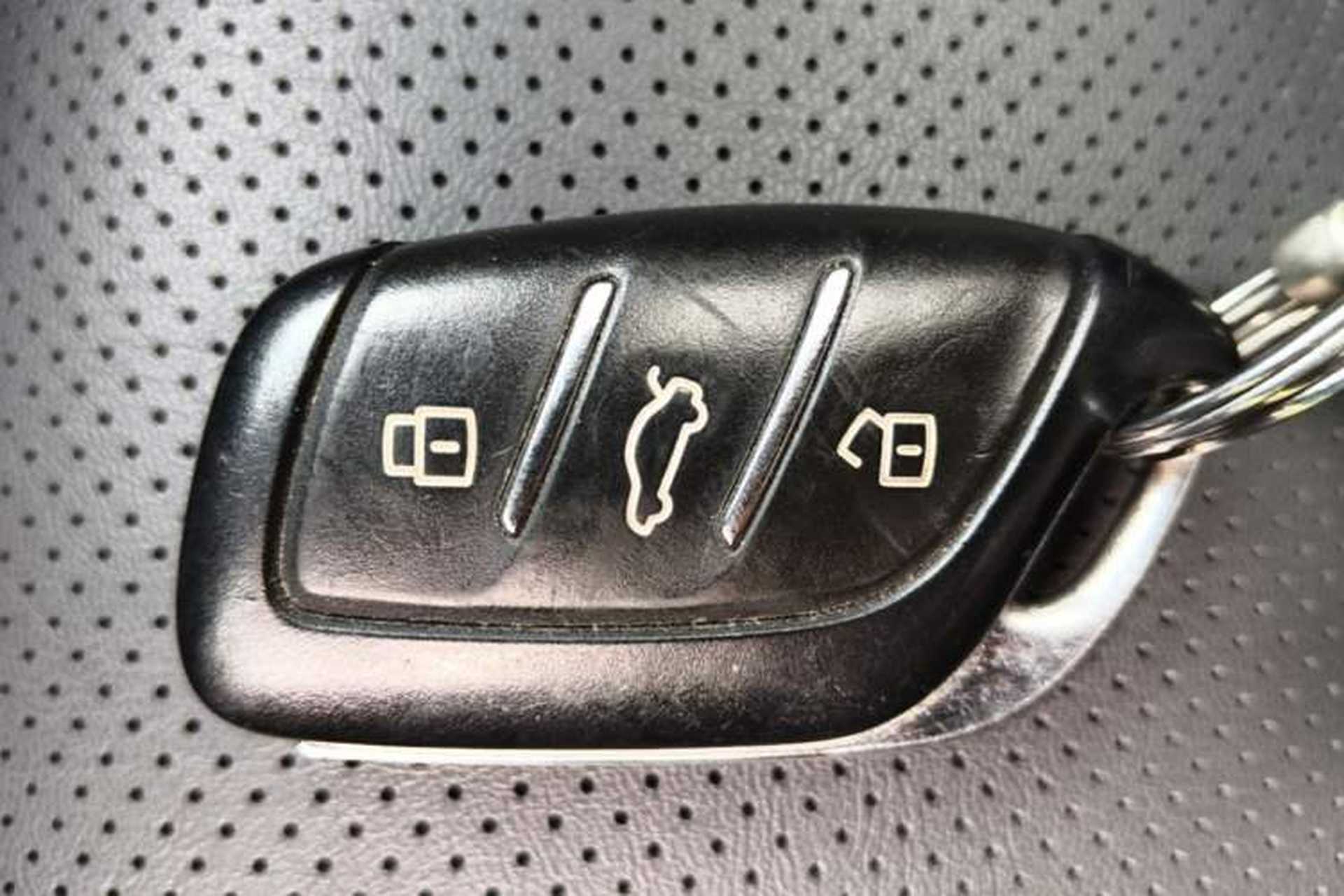 Used Roewe RX5 2023 1.5T Elite Edition Vehicle Key