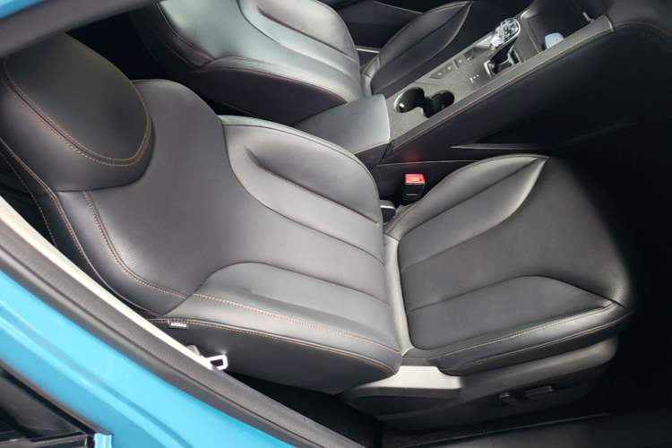 Used Roewe RX5 2023 1.5T Elite Edition Right Front Seat
