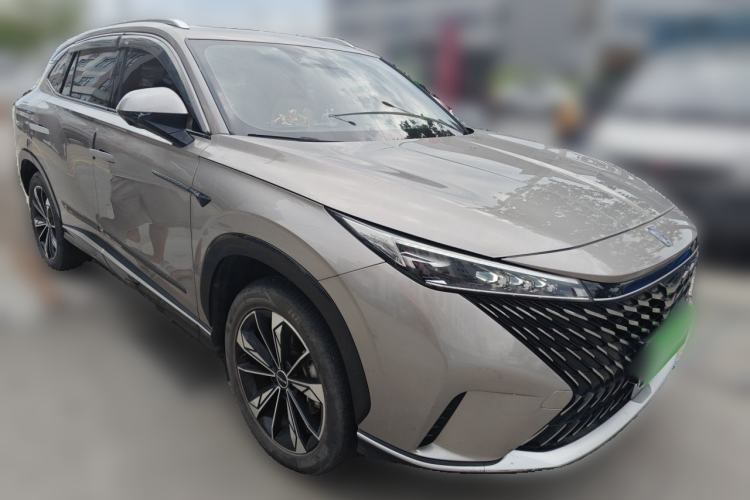 Used Roewe RX5 2023 1.5T Elite Edition Front Right 45 Deg
